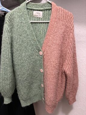 Zara Two-Tone Knit Cardigan in Mint Green & Blush Pink